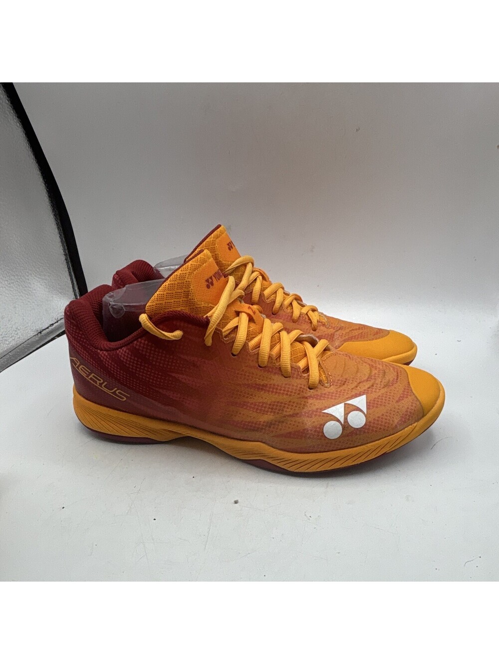 Yonex Aerus Z2 (Orange/Red) Men's Shoe 8.5